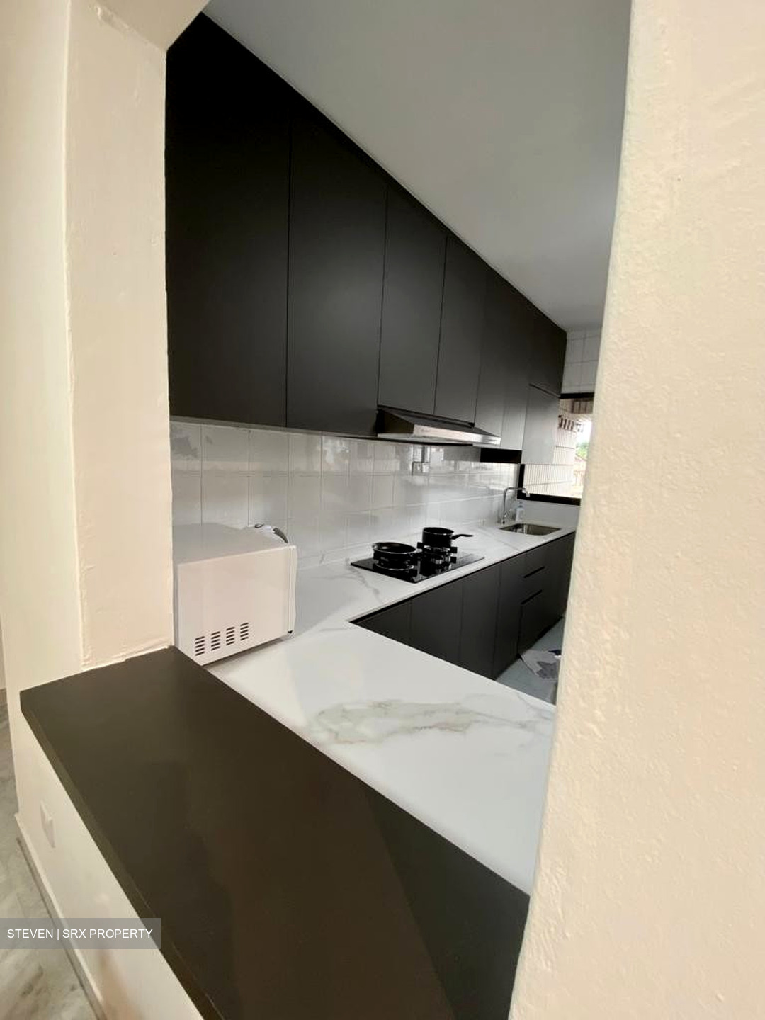 Sixth Avenue Centre (D10), Apartment #445449531